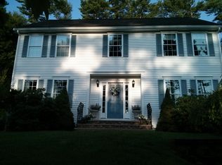 16 Olde Taverne Ln, Amesbury, MA 01913