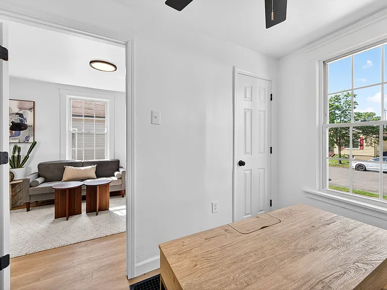 3931 Delor St — Photo 8