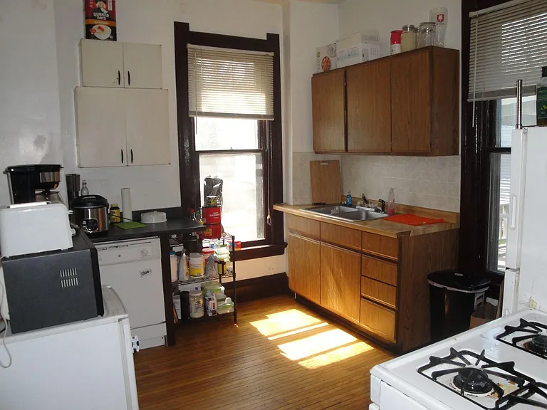 110 Proudfit St #1 — Photo 14