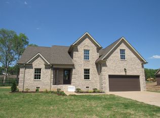 833 Manner Ln, Lebanon, TN 37087