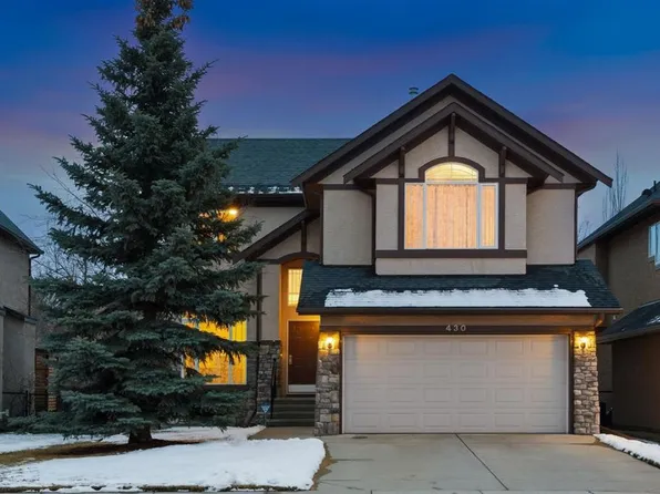 430 N Discovery Ridge Blvd SW, Calgary, AB T3H 5T7