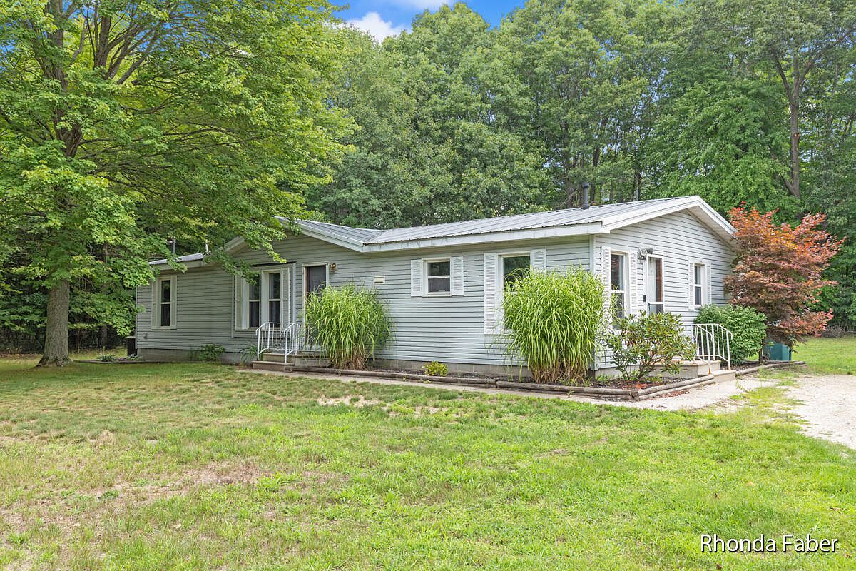 11908 128th Ave, Grand Haven, MI 49417 Zillow