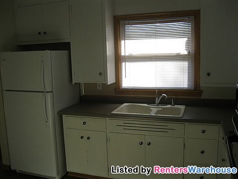 3rd image of 6127 Portland Ave