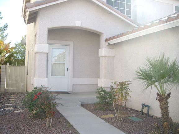 2nd image of 1059 Dancing Vines Ave
