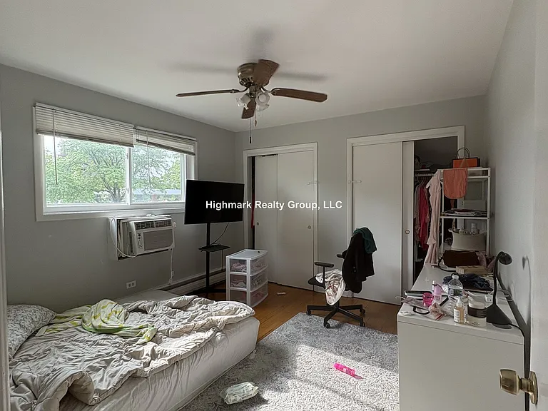 9211 Skokie Blvd #208 — Photo 3