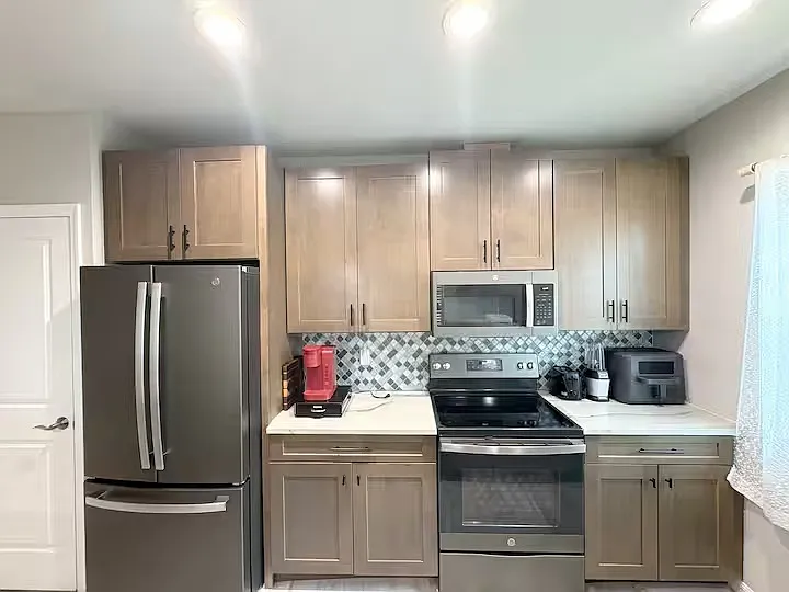 1465 Bayshore Dr — Photo 7