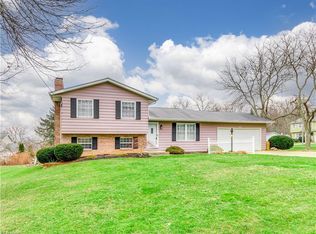 3325 Longwood Dr, Barberton, OH