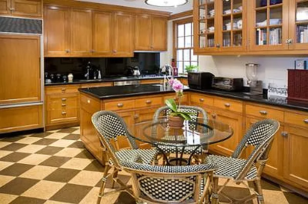 Sold by Corcoran | media 18