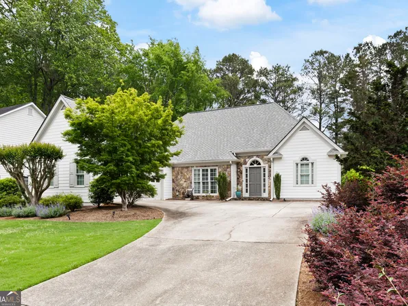5042 Southland Dr, Woodstock, GA 30188
