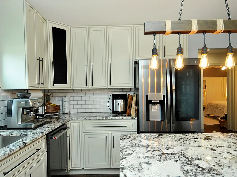 4912 Jamieson Ave #2 — Photo 30