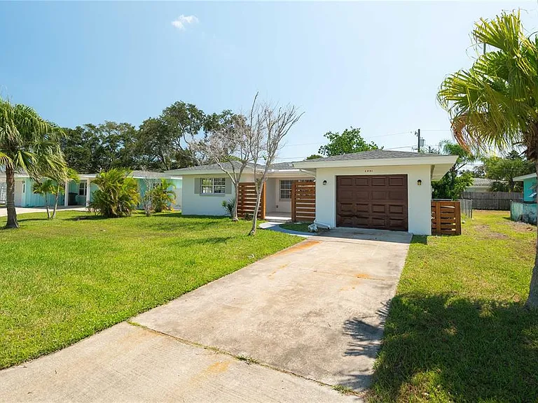 2491 Coronado Way — Photo 3