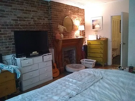 Rented by Pier 12 Real Estate | media 24