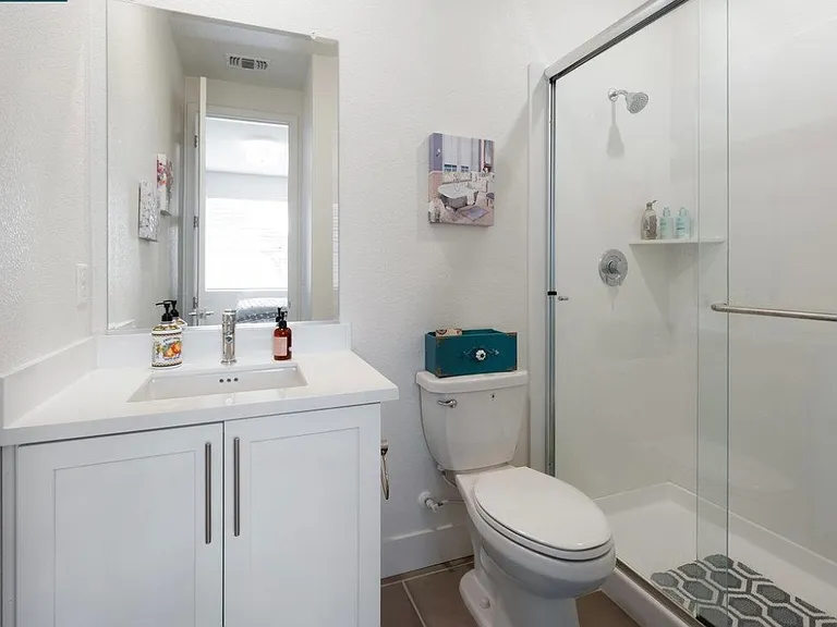 6779 Celadon Ln — Photo 16