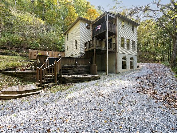 2nd image of 1518 Indian Springs Rd