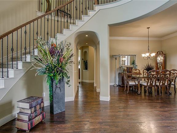 5th image of 9431 Blanco Dr