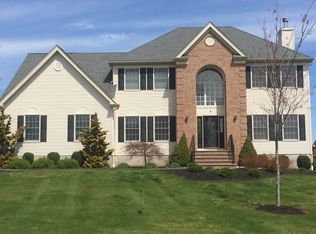 3 Ludlow Ct, Hillsborough, NJ 08844