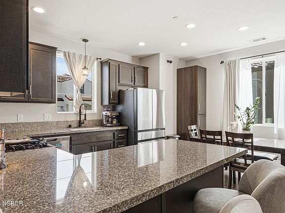 4th image of 4437 La Joya Dr