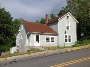 95 Washington Ave, Oxford, NJ 07863