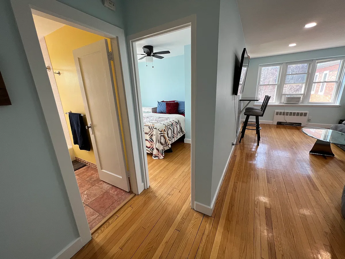 Building Photo - 145 Farragut Rd #11