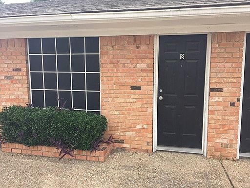 1st image of 2107 Bowie Dr APT 3