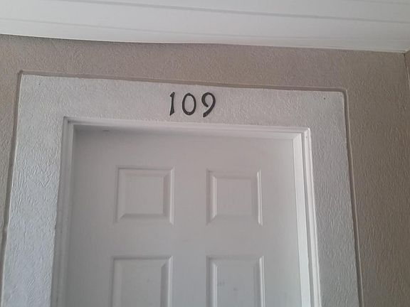 4th image of 6051 Maggies Cir Unit 109