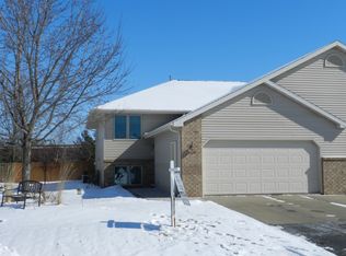 N320 Eastowne Ct, Appleton, WI 54915