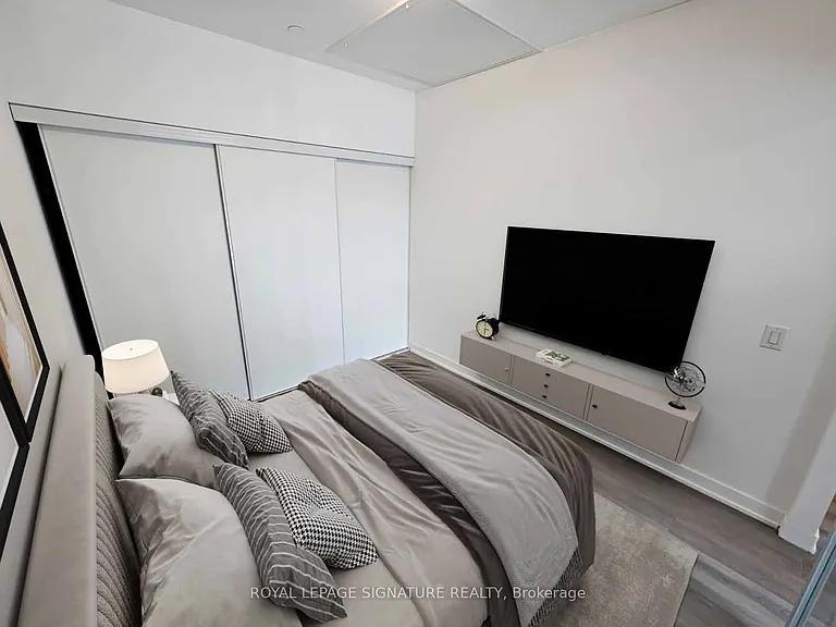7439 Kingston Rd #314 — Photo 11