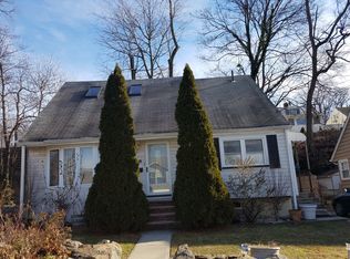 218 14th St, Wood Ridge, NJ 07075