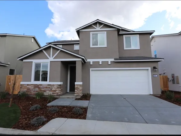 2224 S Crumal St, Visalia, CA 93292