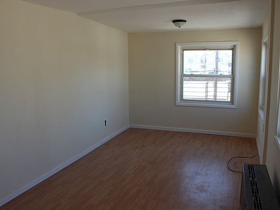 3rd image of 97 Union Ave #2