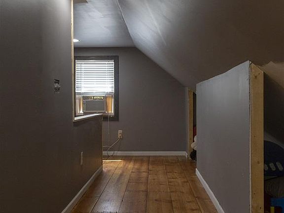 4th image of 102 1st Ave