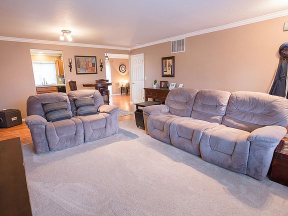 2nd image of 1212 129th St E
