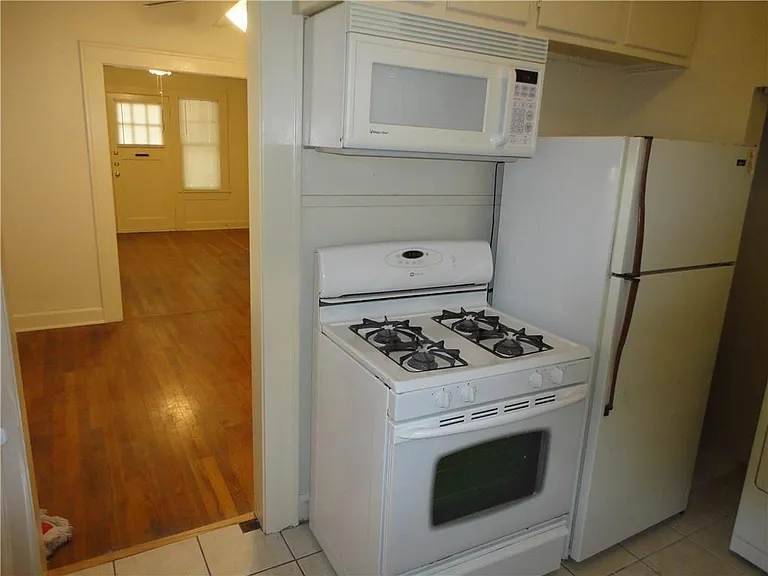 707.5 Graham Pl — Photo 9