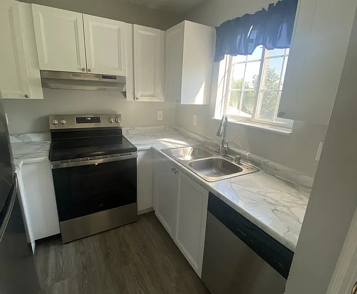 2606 Crisnic Ct — Photo 6
