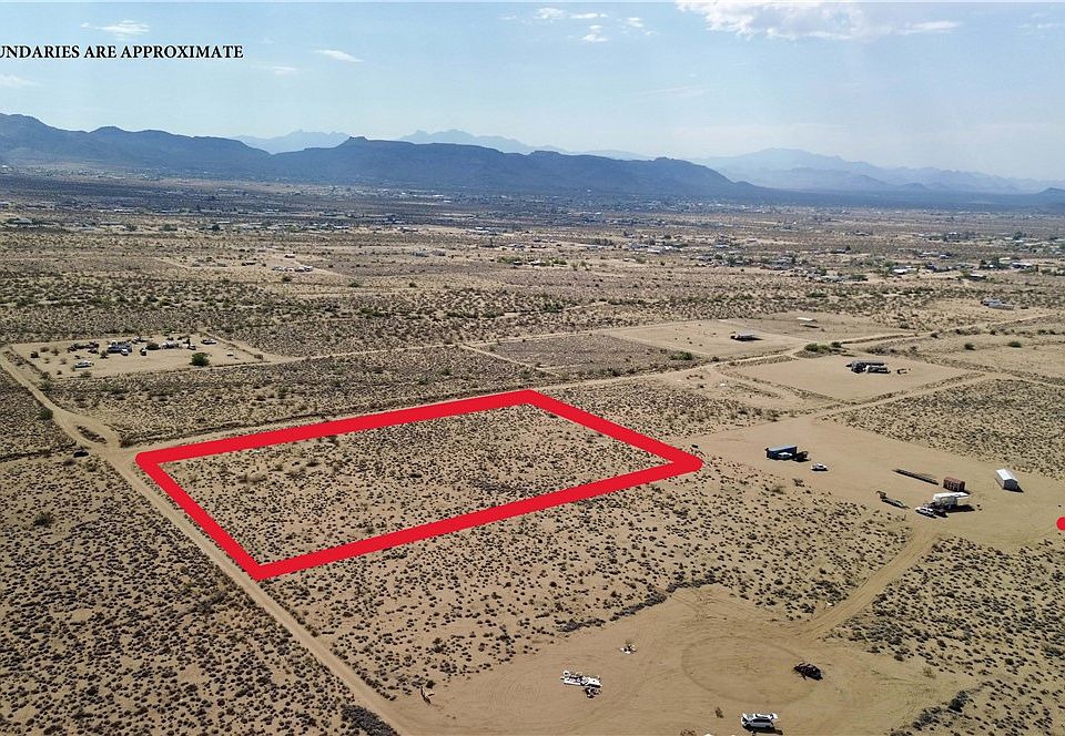 2nd image of 306-46-001N W AGUA FRIA Drive