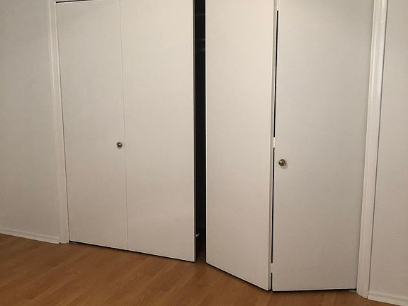 4th image of 11727 Mayfield Ave APT 3
