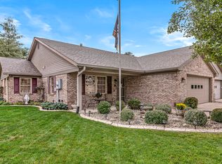 135 E Wind Chime Cir, Greenwood, IN 46143