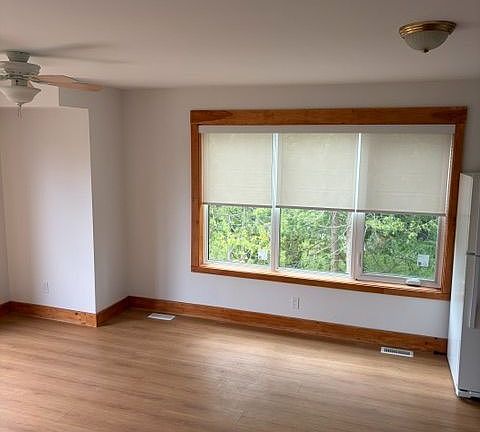 3rd image of 109 Patricia Dr