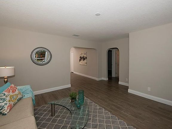 3rd image of 3510 Dartmouth Ave N