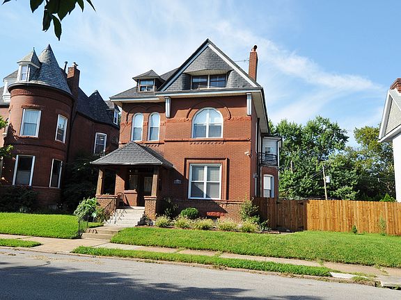 3rd image of 3103 Shenandoah Ave