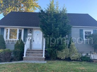 8 Byrd St, Iselin, NJ 08830