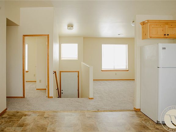 5th image of 805/807 W 3rd St