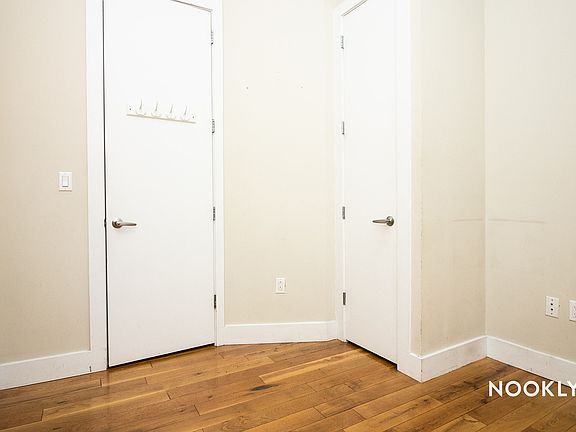 4th image of 296 Harman St APT 3R