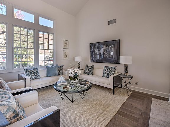5th image of 11828 Henley Ln