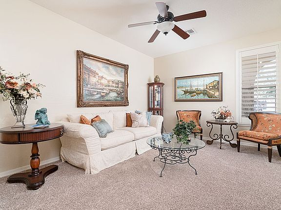 4th image of 389 W Balsam Dr