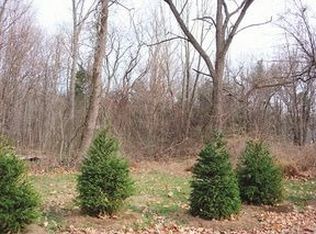 2 Deerfield Rd, Wilton, CT 06897