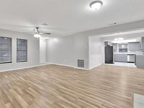 5th image of 4850 Brickell Dr