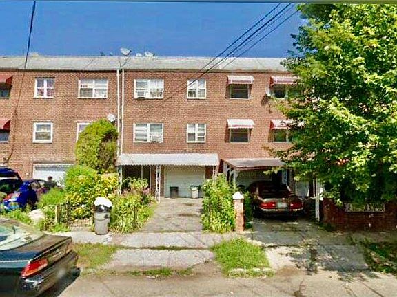 2nd image of 9905 216th St