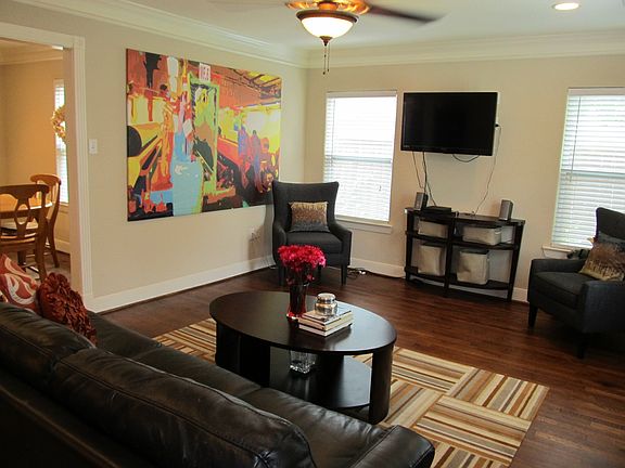 5th image of 614 W 28th St