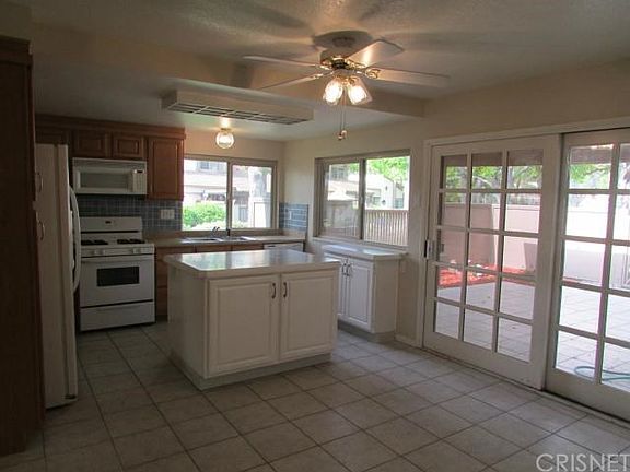 4th image of 24688 Golfview Dr